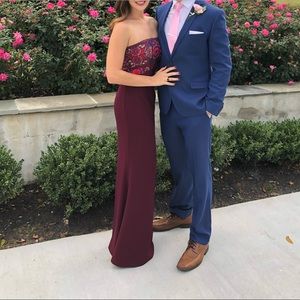 Strapless formal dress